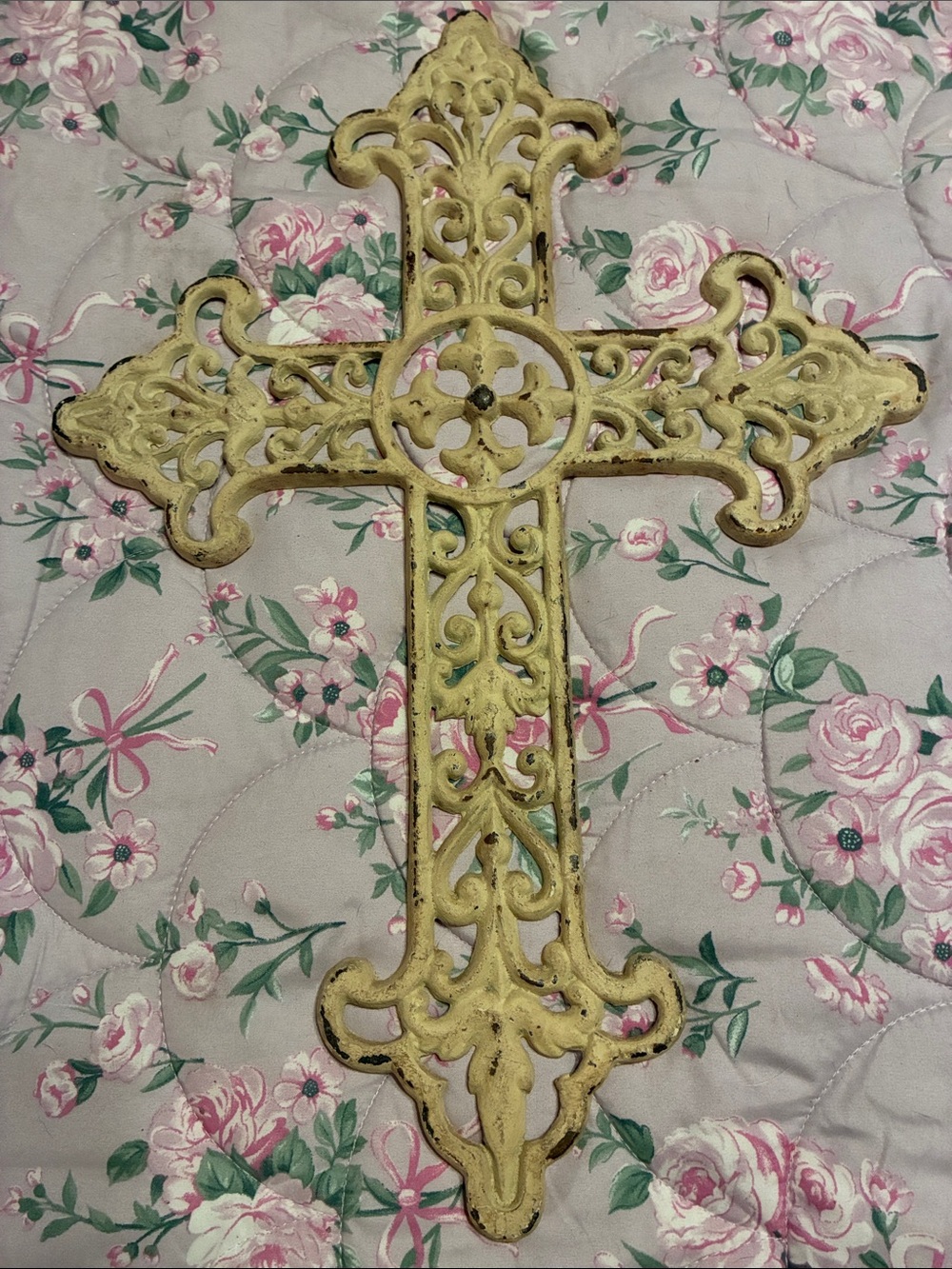 Dark Ivory Decorative Cast Iron Wall Cross